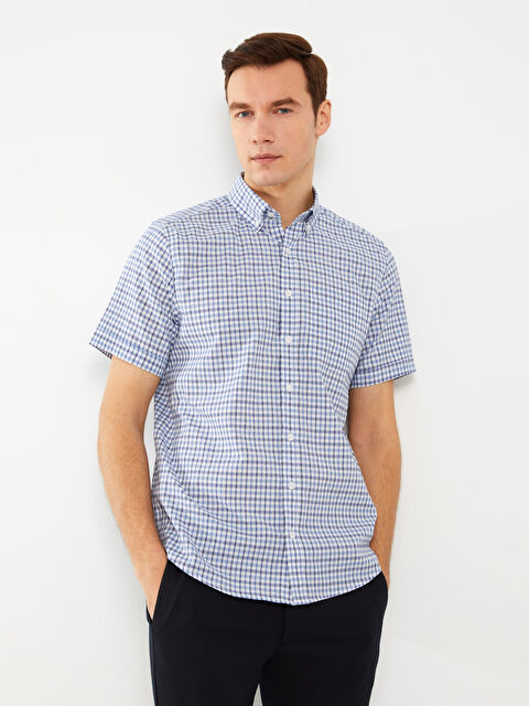 LCWAIKIKI Classic Regular Fit Short Sleeve Plaid Oxford Men's Shirt - S32119Z8-LMR