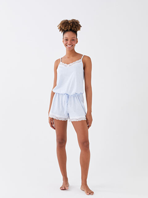 LCW DREAM V Yaka Dantel Detaylı Askılı Kadın Şortlu Tulum Pijama