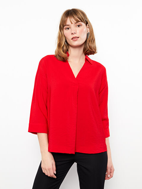 LCWAIKIKI Classic Women's Collared Neck Plain Blouse - S33118Z8-KYV