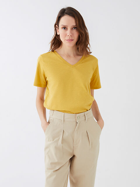 LCWAIKIKI Basic V-Neck Plain Short Sleeve Women's T-Shirt - S33834Z8-FJL