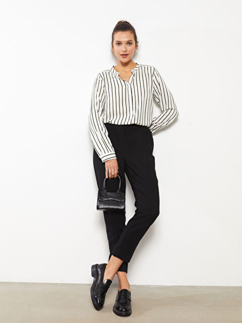 LCWAIKIKI Classic Elastic Waist Straight Pocket Detailed Women's Carrot Trousers - S34809Z8-CVL