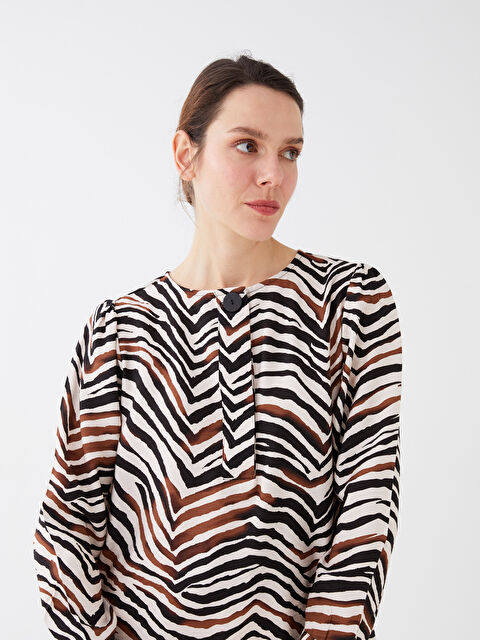 LCWAIKIKI Classic Crew Neck Patterned Long Sleeve Women's Tunic - S38409Z8-LQB