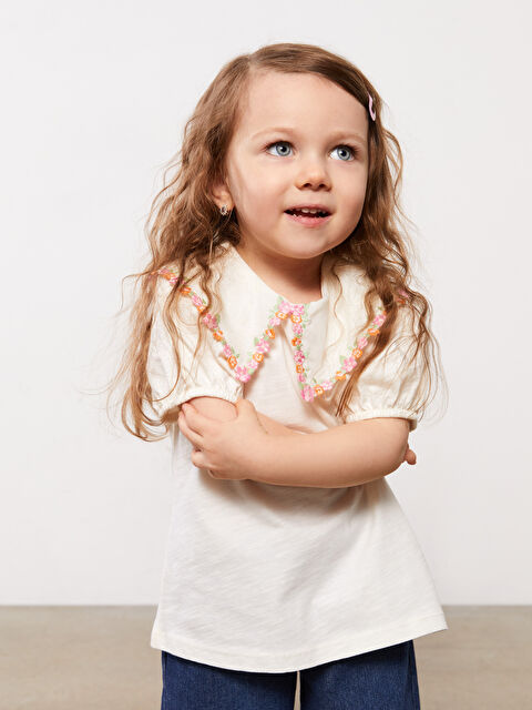 LCW baby Bebe Collar Short Sleeve Embroidery Detailed Baby Girl T-Shirt - S39309Z1-FES