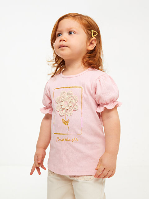 LCW baby Crew Neck Short Sleeve Embroidery Detailed Baby Girl T-Shirt - S39336Z1-G0G