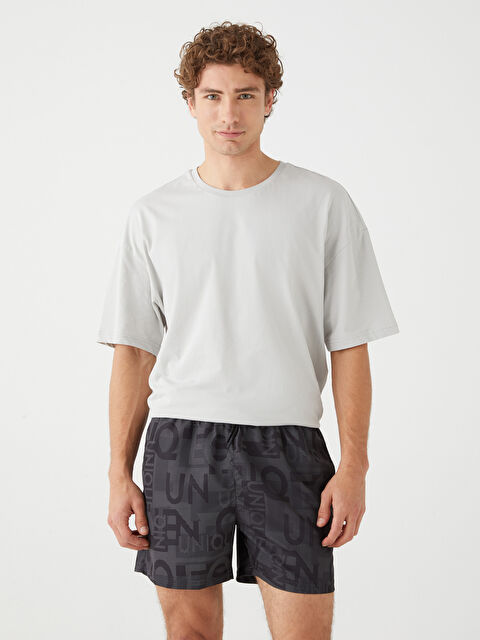 LCW Casual Kısa Boy Desenli Erkek Deniz Şortu - S3AC13Z8-LQJ