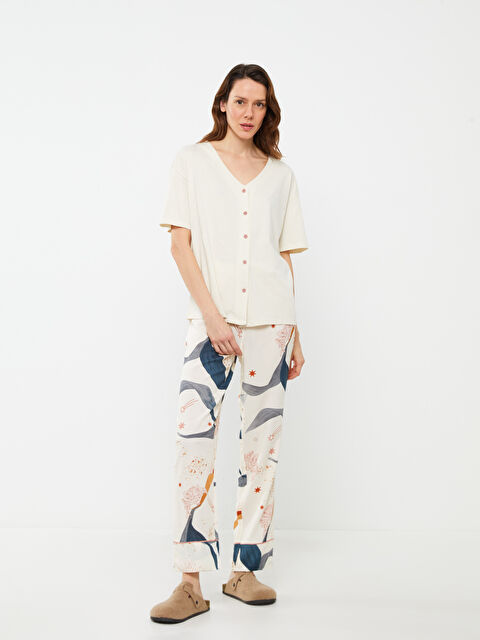 LCW DREAM سێتی بیجامە یاخەی V نەخشدار قۆڵ كورت بۆ ژنان - S3CA84Z8-LQB