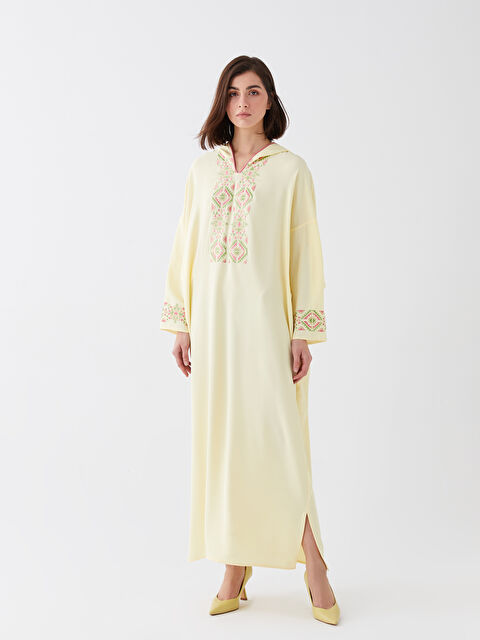 LCWAIKIKI Classic Kapüşonlu Nakışlı Uzun Kollu Oversize Aerobin Kadın Elbise - S3CP28Z8-TA6