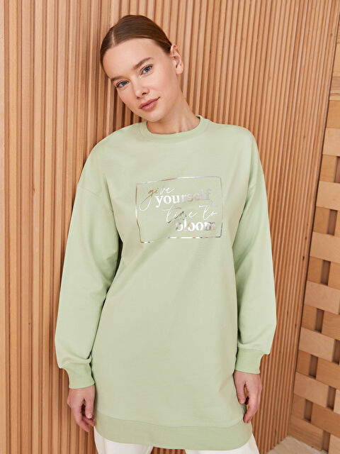 LCW Modest تونيك سويتشيرت نسائي بطباعة بياقة دائرية وكم طويل - S3FE66Z8-SWS