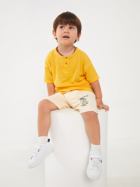 LCW ECO Beli Lastikli Nostaljik Maymun Baskılı Erkek Bebek Şort - S3FI91Z1-FES