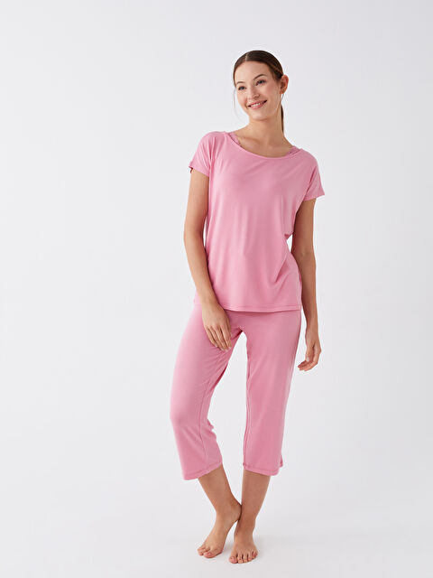 LCW DREAM طقم بيجامة كابري كم قصير سادة بياقة دائرية للسيدات - S3GN52Z8-GD3