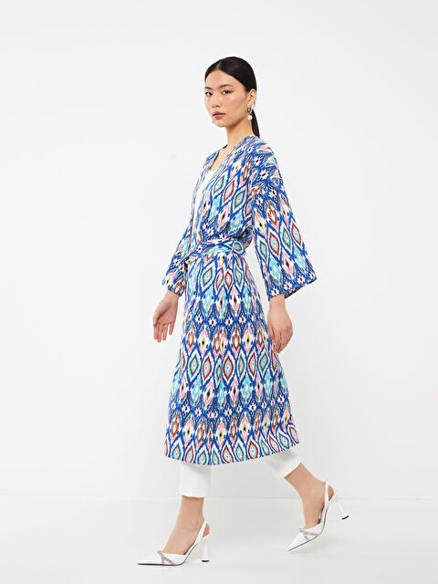 LCWAIKIKI Classic كيمونو نسائي واسع بنقشة وياقة شال - S3GQ82Z8-F9C