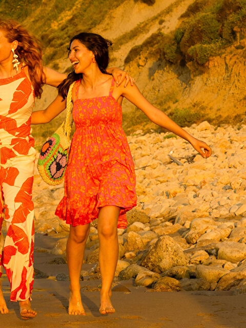 LCW Vision فستان نسائي بحمالات مزين بنقشة زهرية وياقة مربعة - S3H291Z8-LSR