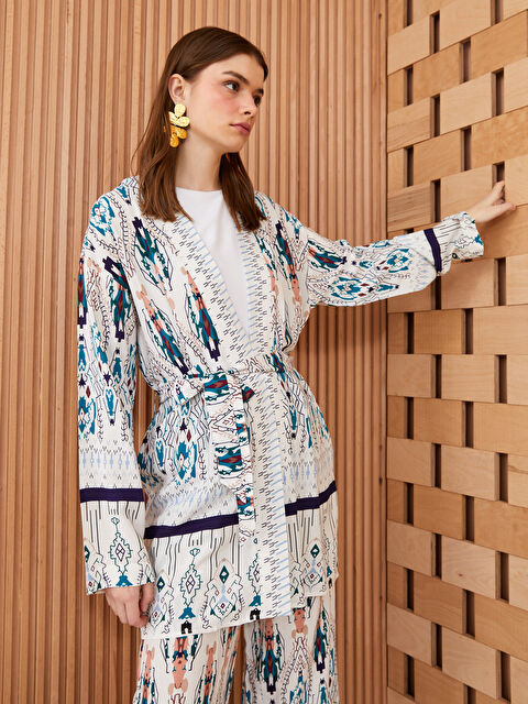 LCW Modest Kimono pour Femmes en Popeline à Col Châle Imprimé Manches Longues Surdimensionné - S3HH77Z8-LQQ