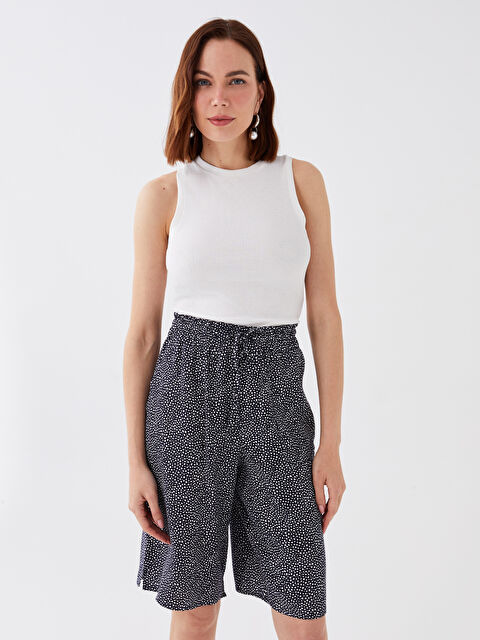 LCW Grace Rahat Kalıp Desenli Kadın Şort