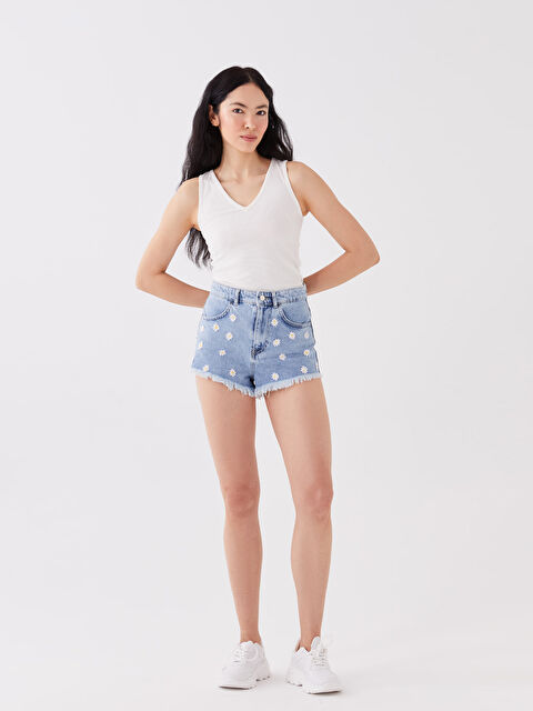 LCW Jeans Standart Fit Nakışlı Kadın Jean Şort - S3JF66Z8-311