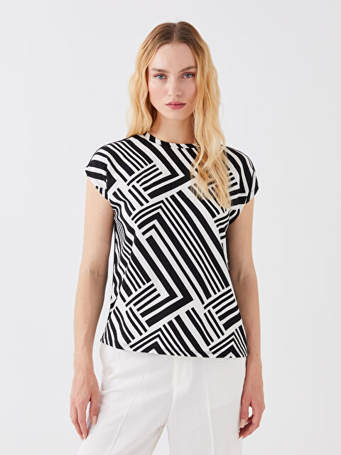 LCWAIKIKI Basic Crew Neck Patterned Short Sleeve Women's T-Shirt - S3JI99Z8-LQJ