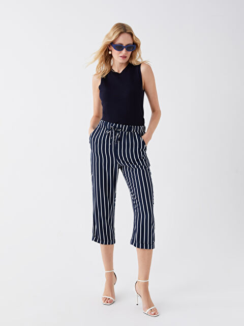 LCW Grace Beli Lastikli Rahat Kalıp Çizgili Kadın Kapri - S3KE18Z8-LGS
