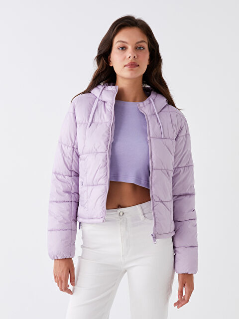 LCW Vision Kadın Kapüşonlu Düz Şişme Mont - W30464Z8-SW1