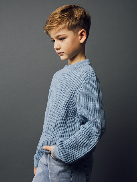 LCW Kids Bisiklet Yaka Uzun Kollu Erkek Çocuk Triko Kazak - W31704Z4-DNX