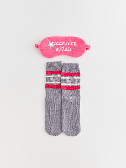 LCW Kids Desenli Kız Çocuk Ev Çorabı ve Uyku Bandı - W32072Z4-J2A