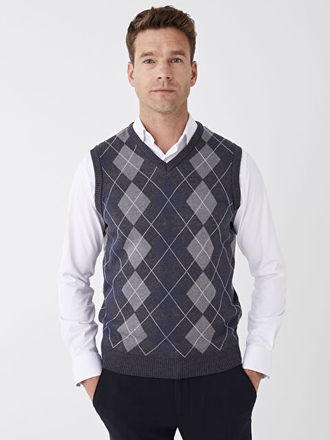 LCWAIKIKI Classic فيست تريكو بياقة V عادي للرجال - W32489Z8-DFK