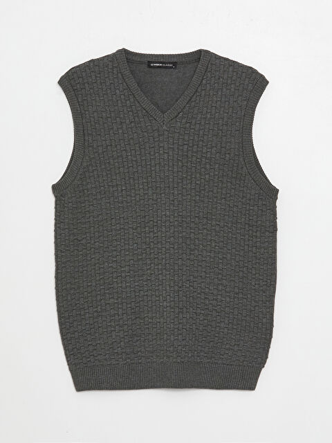 LCWAIKIKI Classic Standart Kalıp V Yaka Erkek Triko Süveter - W32639Z8-EEZ