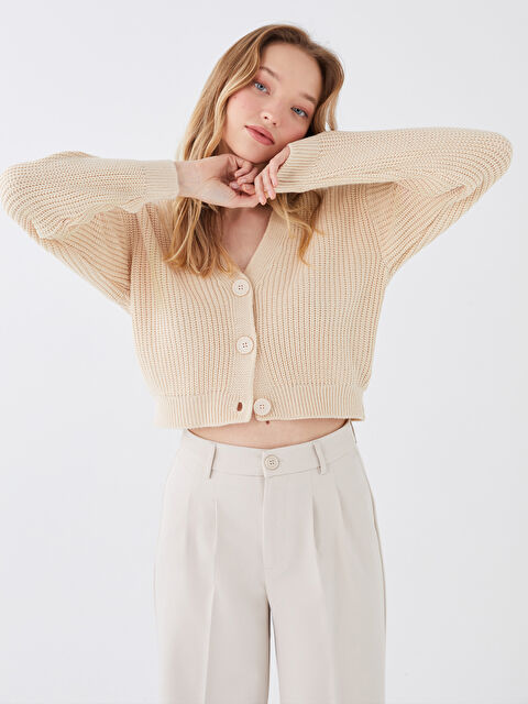 LCW Vision V Yaka Crop Kadın Triko Hırka - W32860Z8-QW5