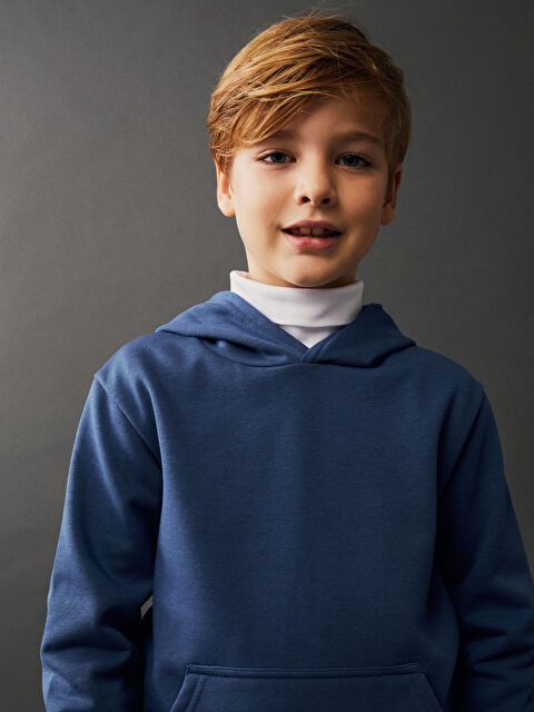 LCW Kids Basic Uzun Kollu Erkek Çocuk Hoodie - W33084Z4-HFS