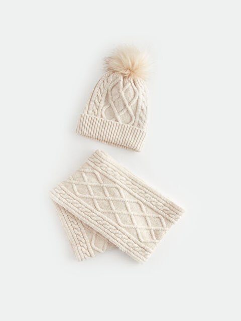 LCW ACCESSORIES Kız Çocuk Ponpon Detaylı Triko Bere ve Boyunluk - W33434Z4-D3W