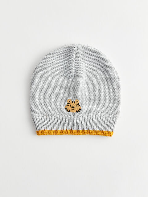 LCW baby قبعة مطرزة للأولاد الرضع - W34398Z1-847