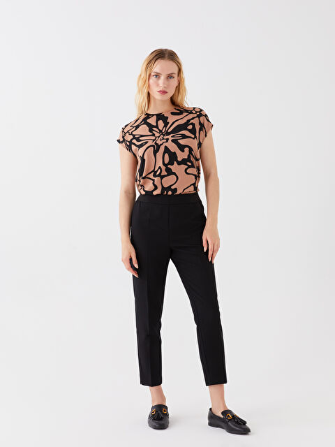 LCWAIKIKI Classic Beli Lastikli Kadın Cigarette Pantolon - W34996Z8-CVL