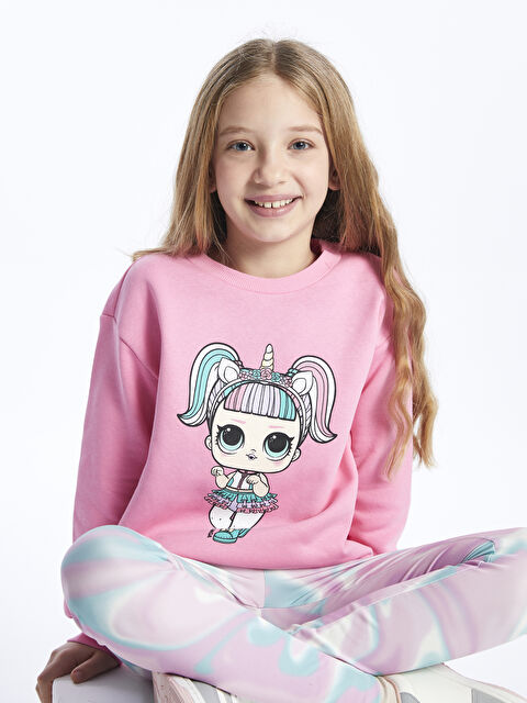 LCW Kids Bisiklet Yaka LOL Surprise OMG Lisanslı Uzun Kollu Kız Çocuk Sweatshirt - W37975Z4-FNL