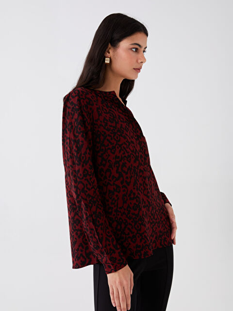 LCWAIKIKI Classic Kaçık Yaka Desenli Uzun Kollu Kadın Bluz - W39346Z8-LQV