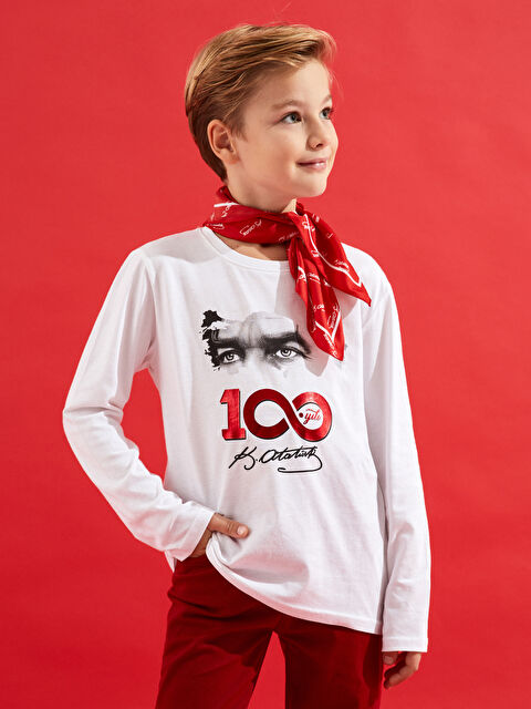 LCW Kids Bisiklet Yaka Atatürk Baskılı Uzun Kollu Erkek Çocuk Tişört - W39657Z4-R9K