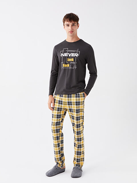 LC WAIKIKI طقم بيجاما للرجال بقصة عادية - W3AJ20Z8-RKH