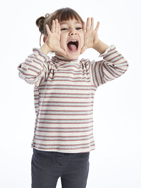 LCW baby Yarım Balıkçı Yaka Çizgili Yumuşak Dokulu Kız Bebek Tişört - W3BU12Z1-LE8