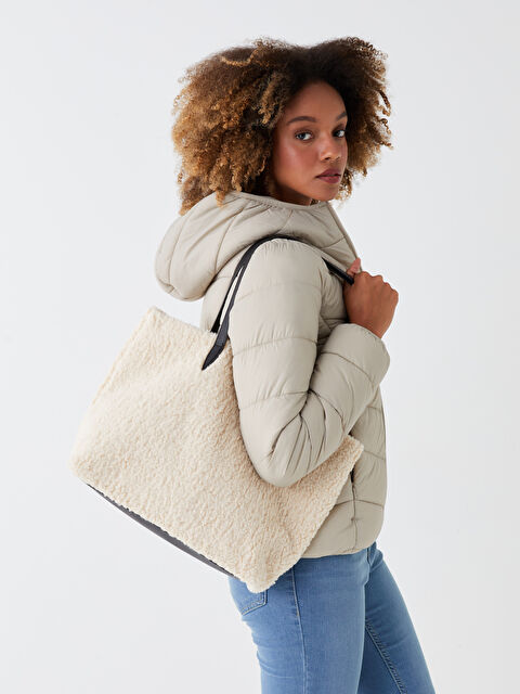 LCW ACCESSORIES Pelüş Kadın Kol Çantası - W3CJ62Z8-QVB