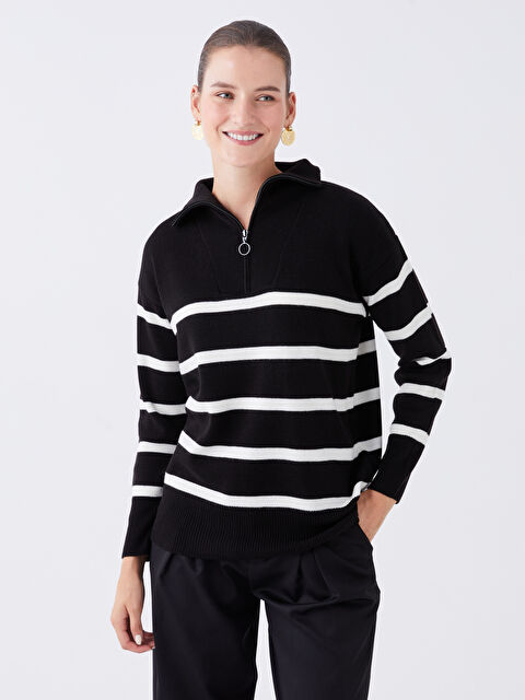 LCWAIKIKI Basic Dik Yaka Çizgili Oversize Kadın Triko Kazak - W3CS03Z8-CVL