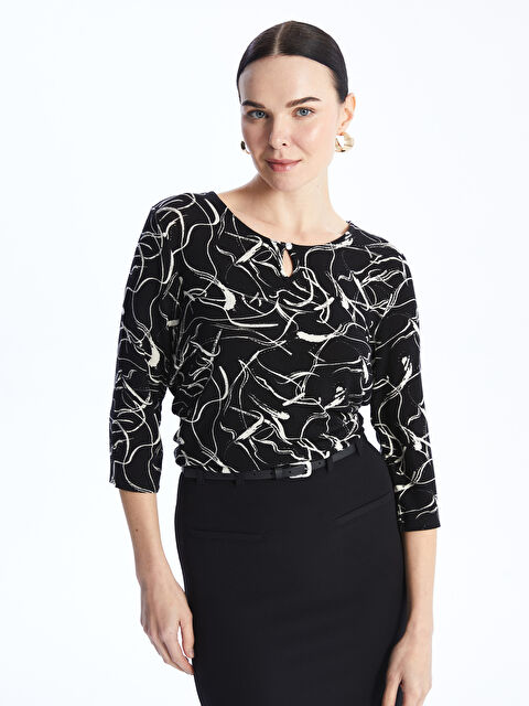 LCW Grace Bisiklet Yaka Desenli Kadın Tişört - W3EM22Z8-SW5