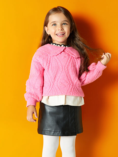 LCW baby Beli Lastikli Deri Görünümlü Kız Bebek Şort Etek ve Külotlu Çorap 2'li - W3FG97Z1-CVL