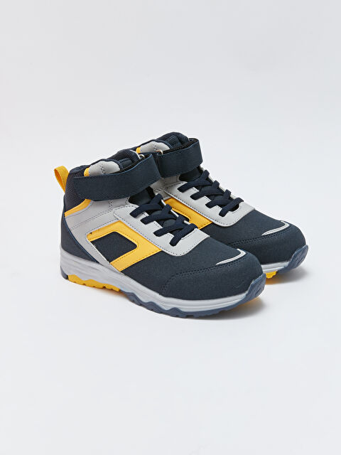 LCW STEPS Bağcıklı ve Cırt Cırtlı Erkek Çocuk Bot - W3FL80Z4-CRP