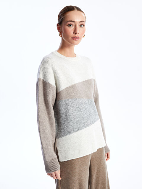 LCWAIKIKI Classic Bisiklet Yaka Renk Bloklu Uzun Kollu Kadın Triko Kazak - W3G648Z8-VBR