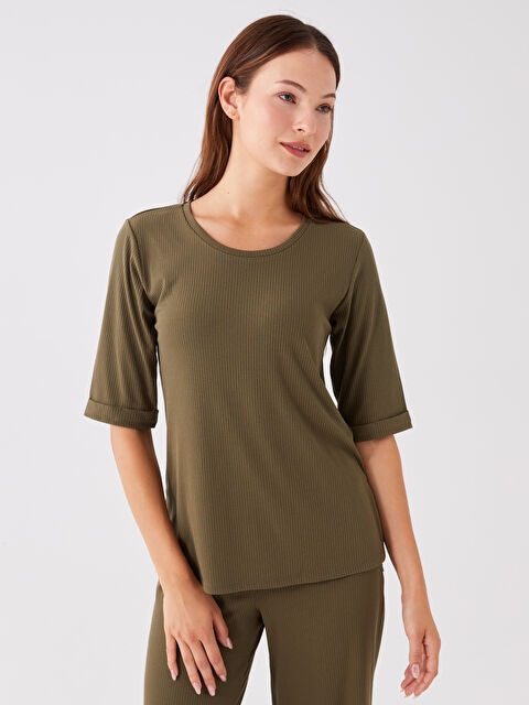 LCWAIKIKI Basic Bisiklet Yaka Düz Kısa Kollu Kadın Tişört - W3GC21Z8-HDQ