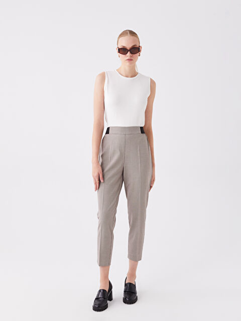 LCWAIKIKI Classic Beli Lastikli Desenli Kadın Pantolon - W3GS70Z8-LKQ