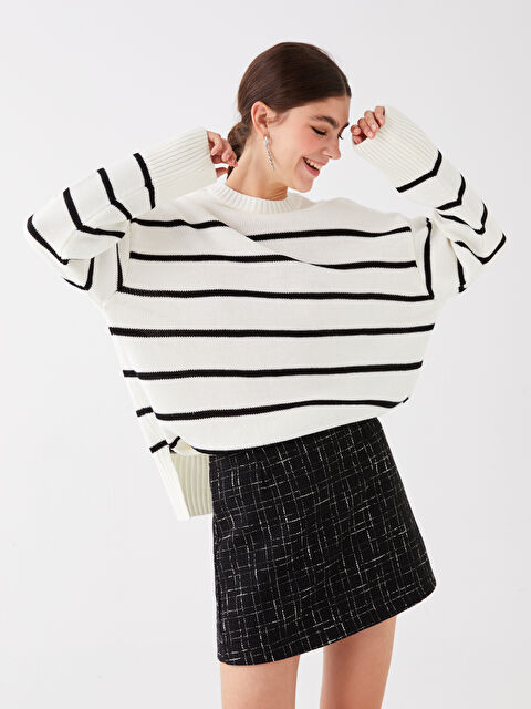 LCW Vision Bisiklet Yaka Çizgili Uzun Kollu Oversize Kadın Triko Kazak - W3H774Z8-LEG