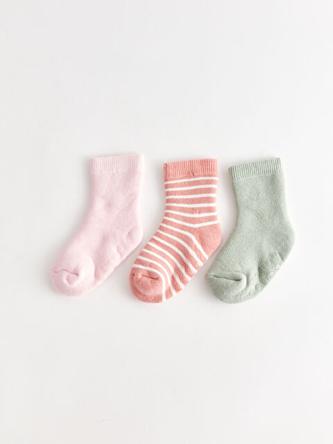 LCW baby Basic Kız Bebek Soket Çorap 3'lü - W3IQ39Z1-FDK