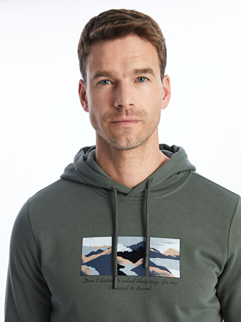 LCWAIKIKI Classic Uzun Kollu Baskılı Erkek Kalın Hoodie - W3IS96Z8-SQS