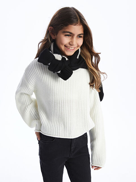 LCW Kids Bisiklet Yaka Uzun Kollu Kız Çocuk Triko Kazak - W3J260Z4-FES