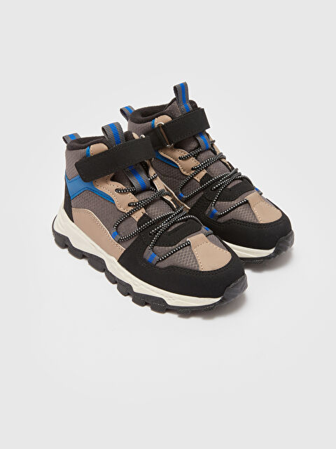 LCW STEPS Bağcıklı ve Cırt Cırtlı Renk Bloklu Erkek Çocuk Trekking Bot