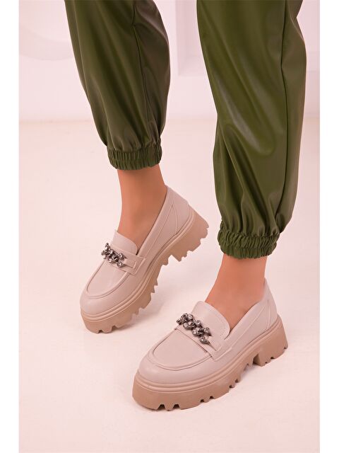 Soho Exclusive Deri Görünümlü Aplike Detaylı Kadın Loafer Ayakkabı - W3K115Z8-FRJ